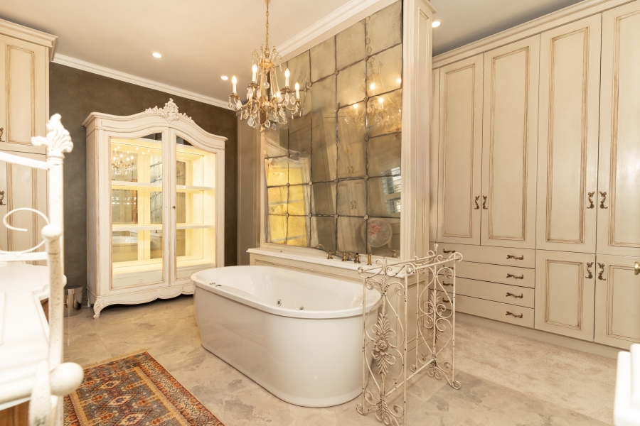 5 Bedroom Property for Sale in Greenways Golf Estate Western Cape